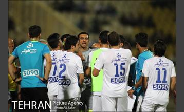 دیدار استقلال خوزستان و استقلال تهران در لیگ برتر فوتبال 7