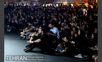 اجرای تغزیه اباعبدالله الحسین در میدان ولیعصر(عج) 28