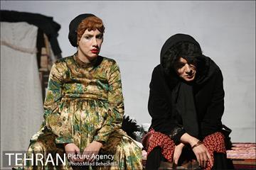 نمایش روز عقیم‎ 29