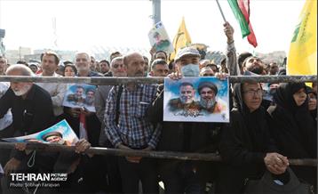 مراسم تشییع پیکر شهید سردار عباس نیلفروشان - 2 52