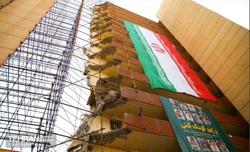 ادای احترام آتش نشان‌های تهران به شهدای جنگ ۱۲ روزه 53