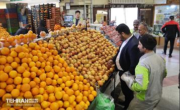 بازدید اصحاب رسانه از زنجیره تامین محصولات مصرفی ماه رمضان و میوه شب عید 26