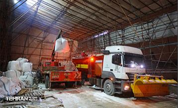 بازدید معاون خدمات شهری از سایت‌های برف‌روبی شهرداری تهران 25