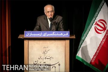 رونمایی کتاب کیوان ساکت در فرهنگسرای ارسباران 14