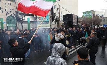 مراسم تشییع پیکر شهید مدافع حرم «حسین محمدی» 13