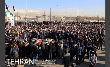 مراسم تشییع شهدای حادثه سقوط هواپیما  9