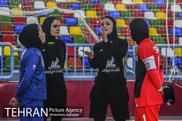 دیدار دو تیم فوتسال زنان سایپا و ملی حفاری 16