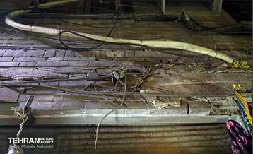 سیم های رها شده 17