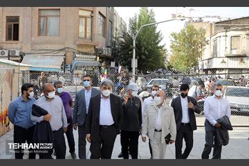 بازدید پیروز حناچی و مهدی چمران از پروژه خانه شهر(بلدیه قدیم) 23