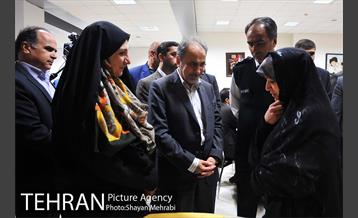 تجلیل از خانواده شهدای آتش‌نشان حادثه پلاسکو با حضور شهردار تهران 3