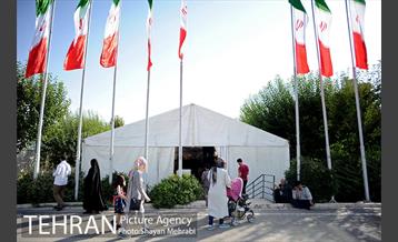 هفدهمین نمایشگاه عطر سیب 31