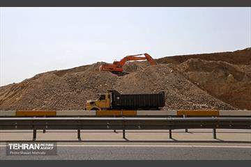 اینجا کارگاهه؛ تونل‌های ارتباط بزرگراهی غرب تهران 5