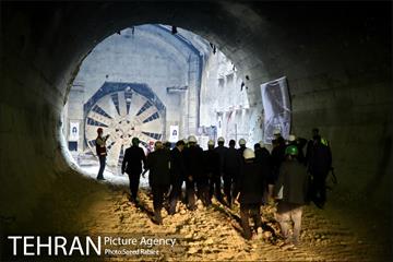 بازدید محسن هاشمی از خط 10 مترو 23
