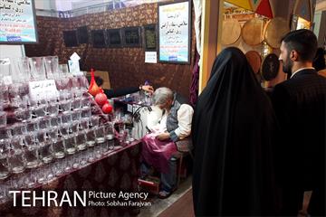 برج میلاد در نوروز  15