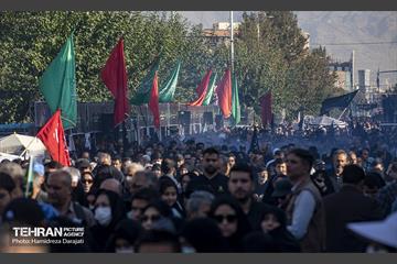 نجات اهل عالم با حسین است  20