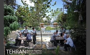 میدان هفت حوض (نبوت) 3