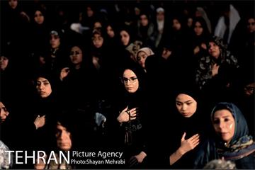 احیای شب نوزدهم ماه مبارک رمضان در حرم امام خمینی(ره) 36