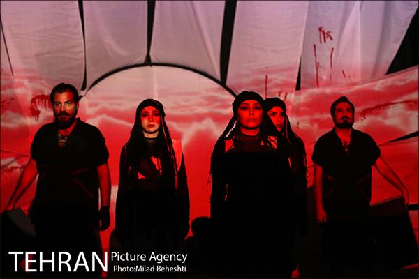 نمایش سرزمین پدری 4