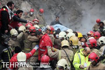 هشتمین روز آواربرداری ساختمان پلاسکو-2 41