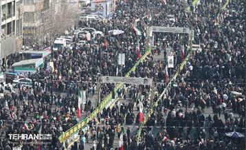 راهپیمایی ۲۲ بهمن در تهران - ۲ 4