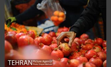 خرید شب یلدا در بازار تجریش 16