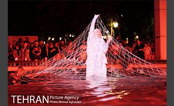 نمایش دریادلان 19