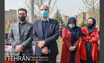 آیین درختکارى خبرنگاران در بوستان زندگى 6