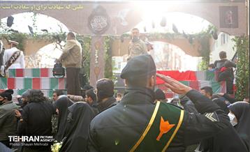 تشییع پیکر ۲۰۰ شهید گمنام دفاع مقدس در تهران 30