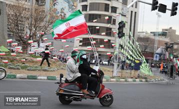 یوم الله ۲۲ بهمن در تهران - 2