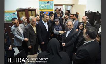 بازدید شهردار تهران و وزیر بهداشت از مراکز پزشکی و درمانی شهر 24