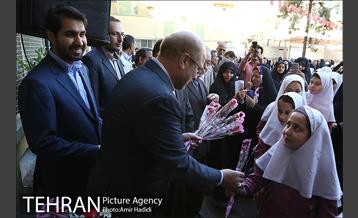 آغاز سال تحصیلی ۹۶- ۹۵ با حضور شهردار تهران 17