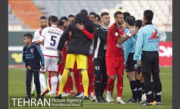 دیدار تیم های پرسپولیس و نساجی مازندران 16
