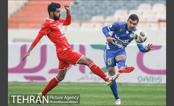 دیدار تیم‌های فوتبال پرسپولیس - استقلال خوزستان 11