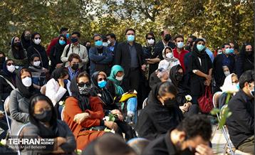 مراسم تشییع پیکر مرحومه ایران درودی هنرمند نقاش 22