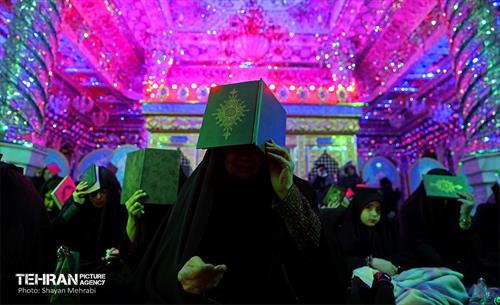 احیای شب بیست‌ویکم ماه رمضان امامزاده پنج تن لویزان 25