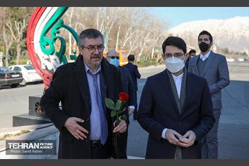 بازدید سفرا از سراسرنمای شهید سلیمانی 1