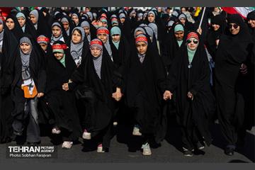 اجتماع «دختران جان‌فدای ایران» - ۲ 16
