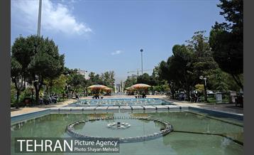 میدان هفت حوض (نبوت) 4