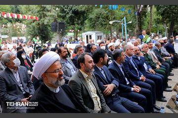 آیین افتتاحیه اولین کنگره 1000 شهید منطقه 10
