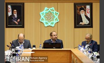 نشست صمیمانه شهردار تهران با مدیران مسئول رسانه های جمعی 10