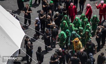 خیمه سوزان ظهر عاشورا در چهارراه گلوبندگ 19