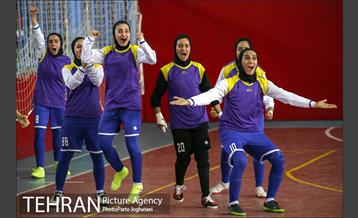 دیدار فوتسال زنان سایپا و نفت آبادان 14