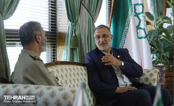 دیدار فرمانده کل ارتش با شهردار تهران 11