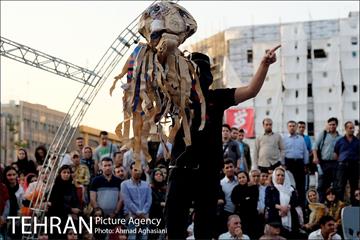 دومین روز جشنواره تئاتر عروسکی مبارک 24