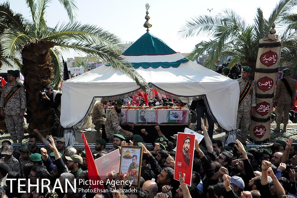 تشییع پیکر مطهر شهید محسن حججی 1