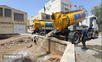 امدادرسانی سازمان مدیریت پسماند شهرداری تهران به مناطق سیل زده یزد