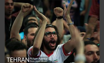 تماشای بازی تیم های ملی ایران و اسپانیا در پردیس سینمایی چارسو  19