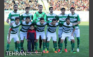 دیدار ذوب اهن و پرسپولیس در لیگ برتر فوتبال