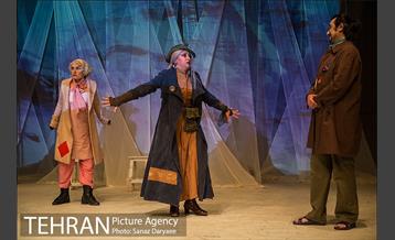 نمایش ننه دلاور و فرزندانش 11