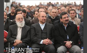 مراسم بهره برداری از 65 دستگاه واگن و لکوموتیو برقی مترو تهران و حومه 11